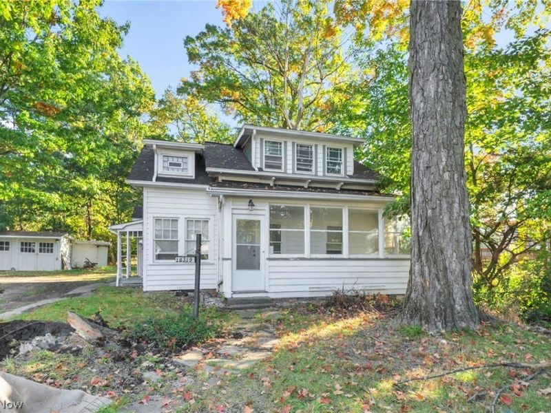 18319 Marcella Road, Cleveland, OH 44119 Photo 3