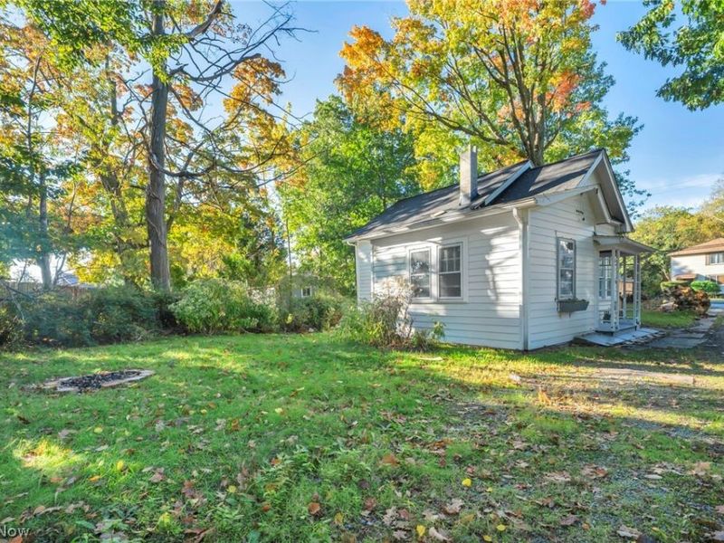 18319 Marcella Road, Cleveland, OH 44119 Photo 32