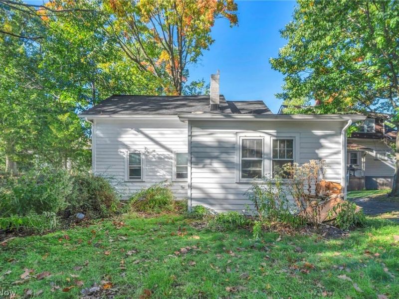 18319 Marcella Road, Cleveland, OH 44119 Photo 33