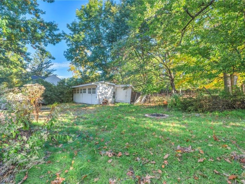 18319 Marcella Road, Cleveland, OH 44119 Photo 35