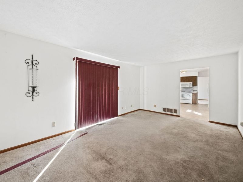 6451 Rugosa Avenue, Reynoldsburg, OH 43068 Photo 16