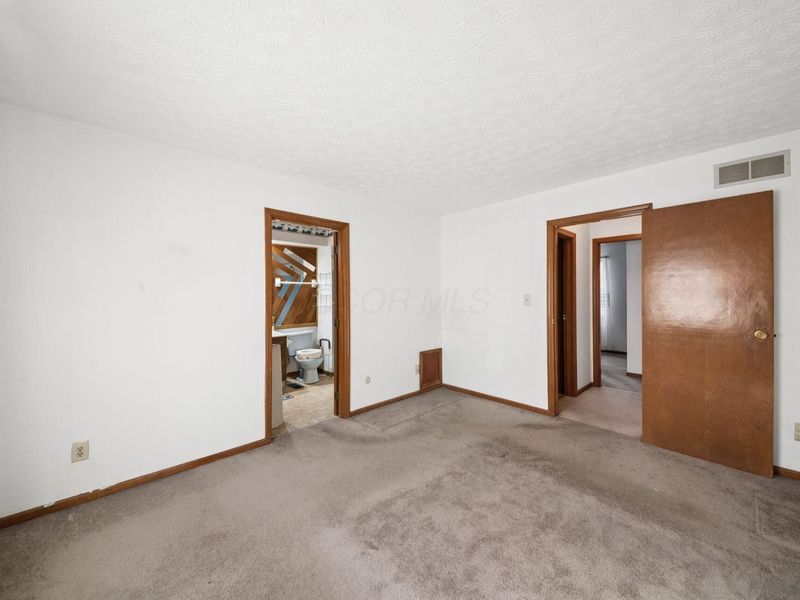 6451 Rugosa Avenue, Reynoldsburg, OH 43068 Photo 23