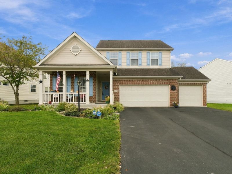 327 Pagoda Court, Pickerington, OH 43147 Photo 1