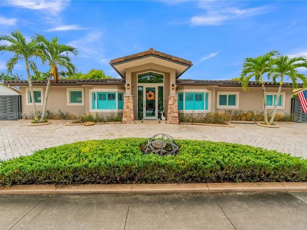 14456 SW Kendale Lakes Blvd , Miami, FL 33183