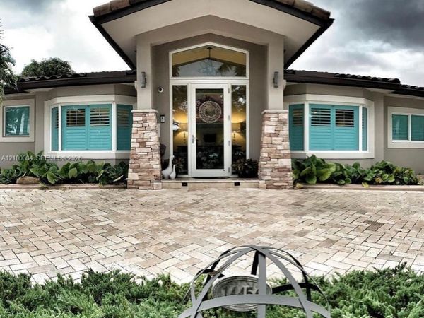 14456 SW Kendale Lakes Blvd , Miami, FL 33183