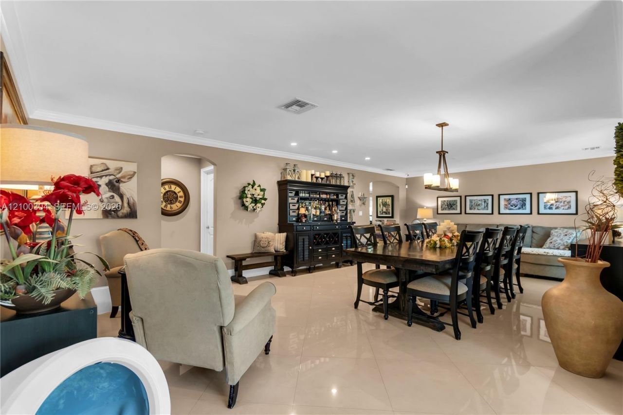 14456 SW Kendale Lakes Blvd , Miami, FL 33183 Photo