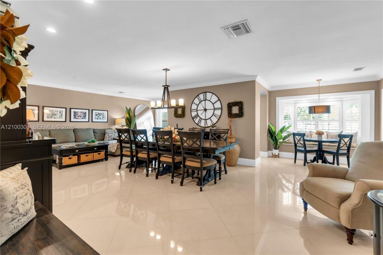 14456 SW Kendale Lakes Blvd , Miami, FL 33183 Photo