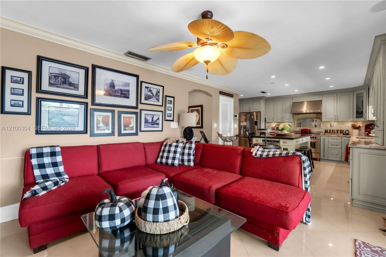14456 SW Kendale Lakes Blvd , Miami, FL 33183 Photo