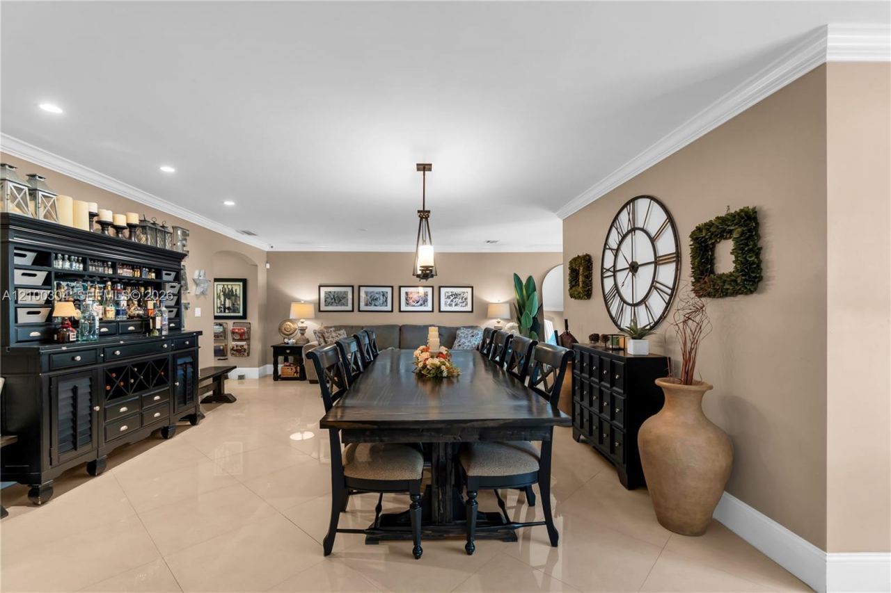 14456 SW Kendale Lakes Blvd , Miami, FL 33183 Photo