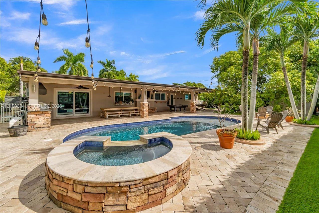 14456 SW Kendale Lakes Blvd , Miami, FL 33183 Photo