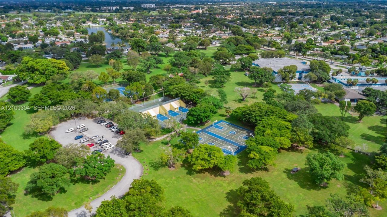 14456 SW Kendale Lakes Blvd , Miami, FL 33183 Photo