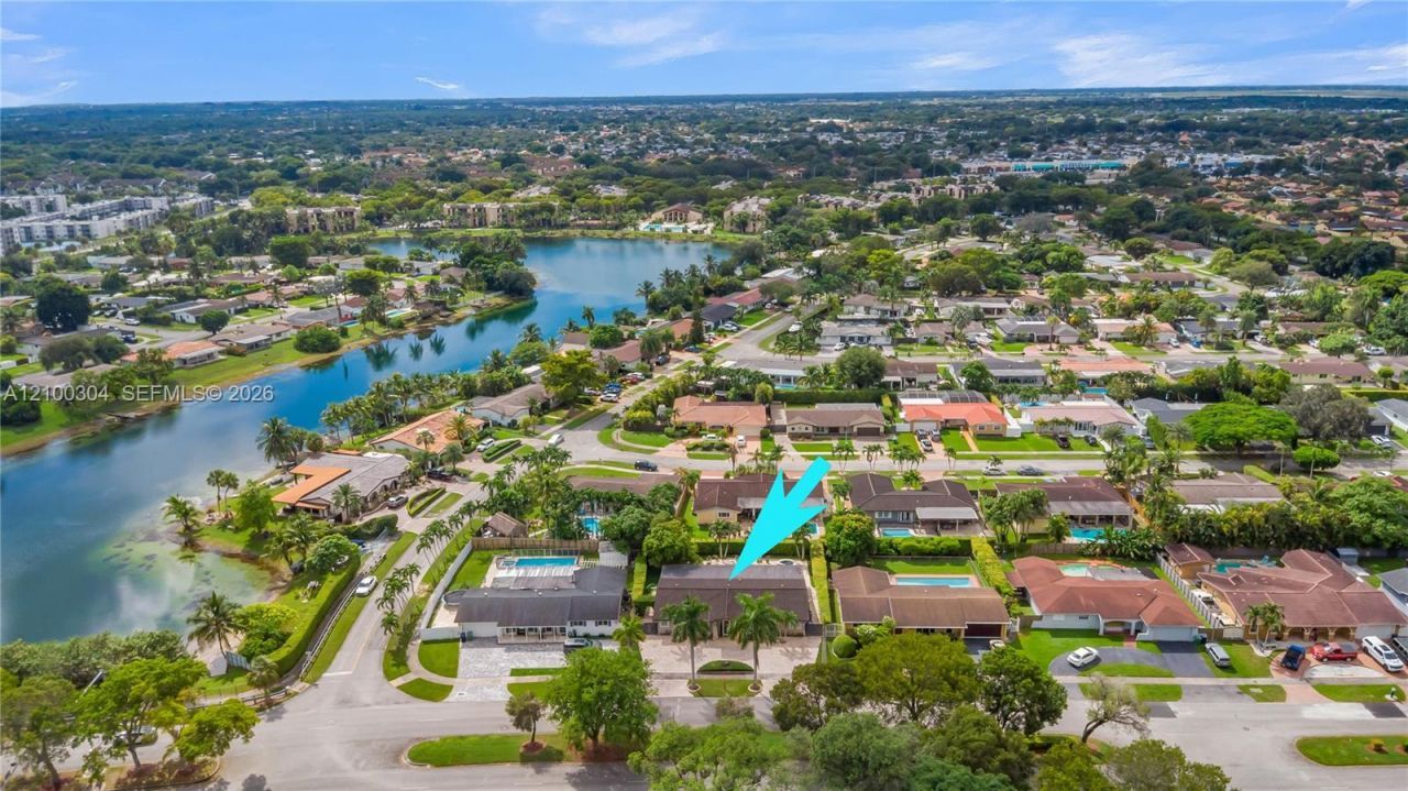 14456 SW Kendale Lakes Blvd , Miami, FL 33183 Photo