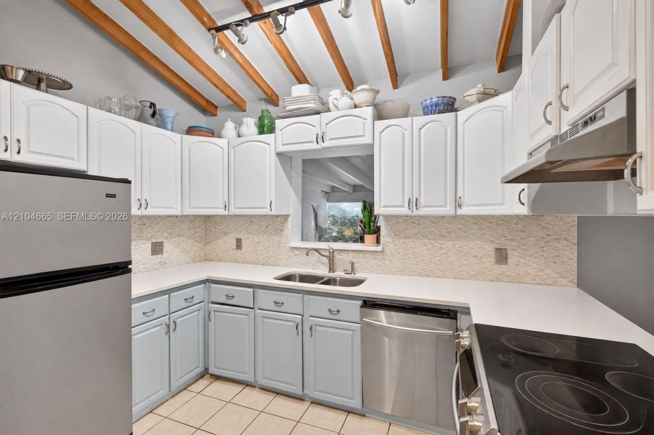 121 NW 104th St, Miami Shores, FL 33150 Photo