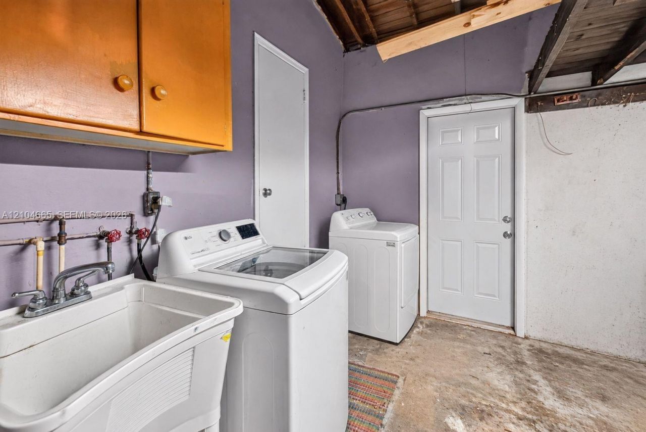 121 NW 104th St, Miami Shores, FL 33150 Photo