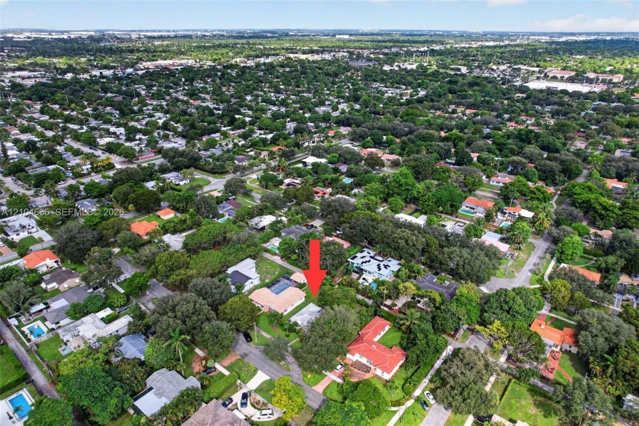 121 NW 104th St, Miami Shores, FL 33150 Photo