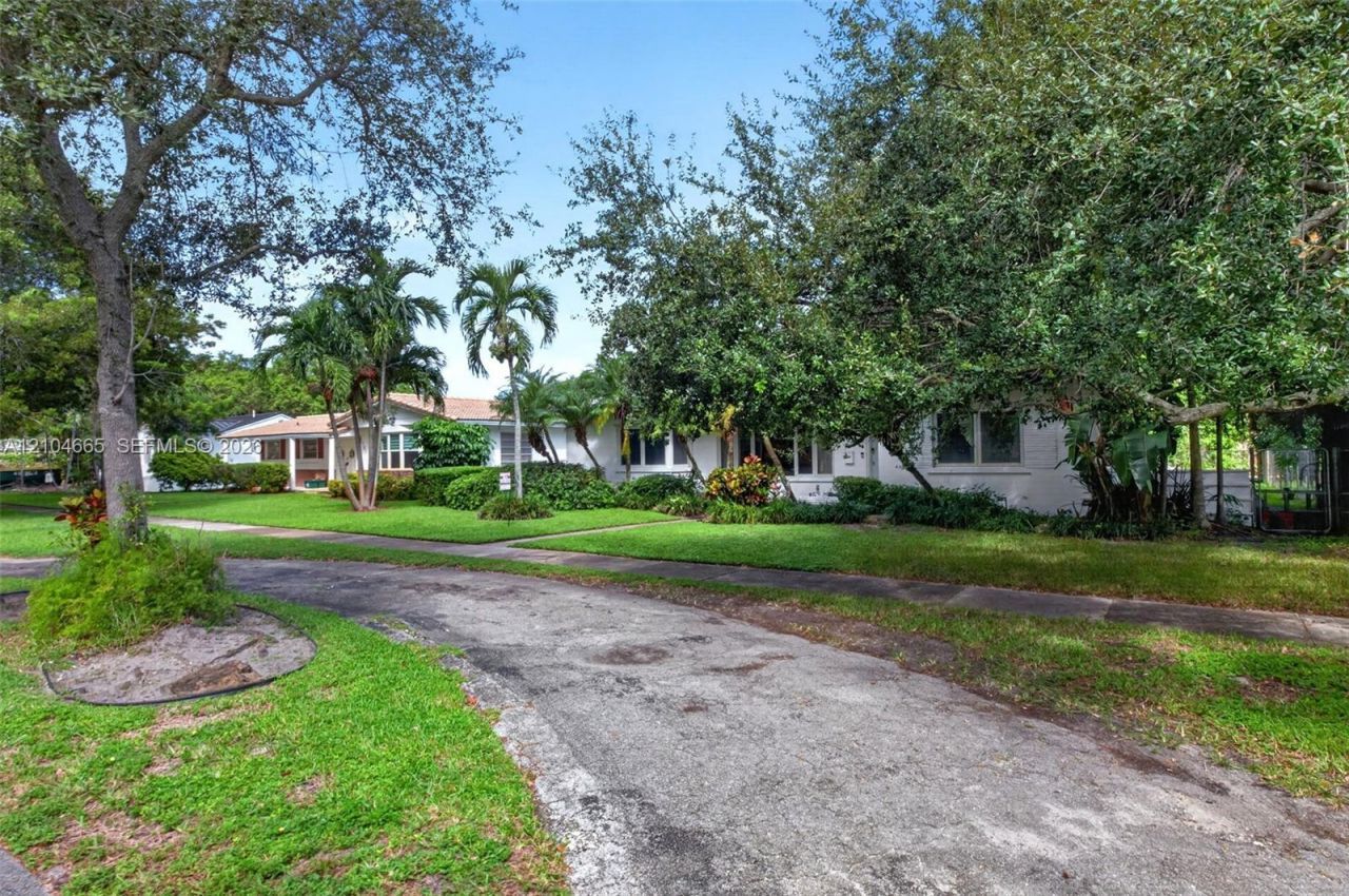 121 NW 104th St, Miami Shores, FL 33150 Photo