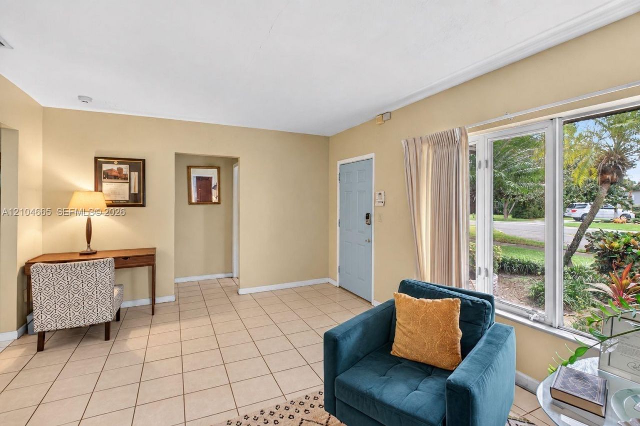 121 NW 104th St, Miami Shores, FL 33150 Photo