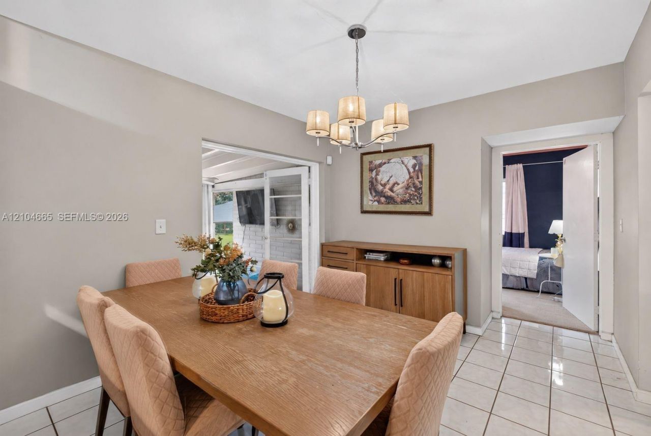 121 NW 104th St, Miami Shores, FL 33150 Photo