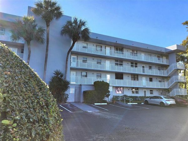 119 Royal Park Dr , Unit 3G, Oakland Park, FL 33309