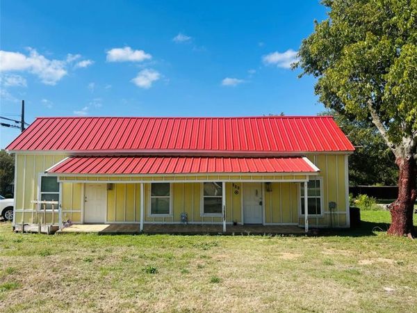 301 N Guadelupe , Whitney, TX 76692