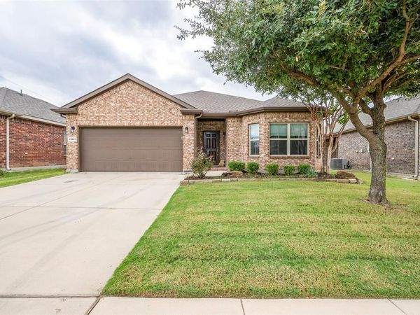 13841 Langston Lake Road, Fort Worth, TX 76262
