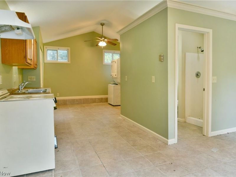 201 Elm Street, Struthers, OH 44471 Photo 32