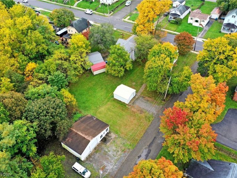 201 Elm Street, Struthers, OH 44471 Photo 4