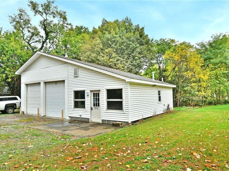 201 Elm Street, Struthers, OH 44471 Photo 46