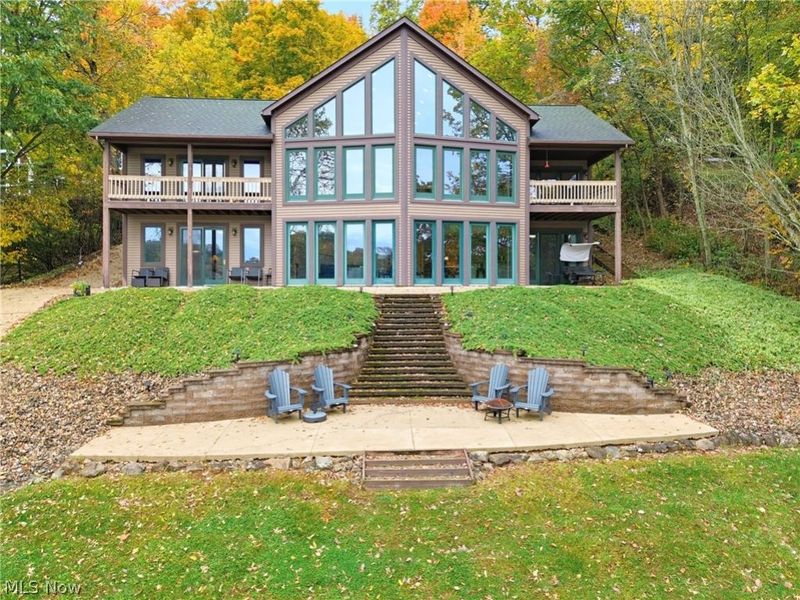 140 W Mohawk Drive, Malvern, OH 44644 Photo 4