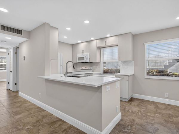 883 Normandy Trail, Delray Beach, FL 33484