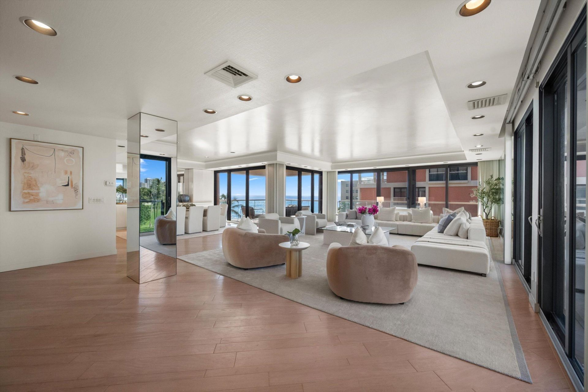 2 N Breakers Row, Unit N45, Palm Beach, FL 33480 Photo