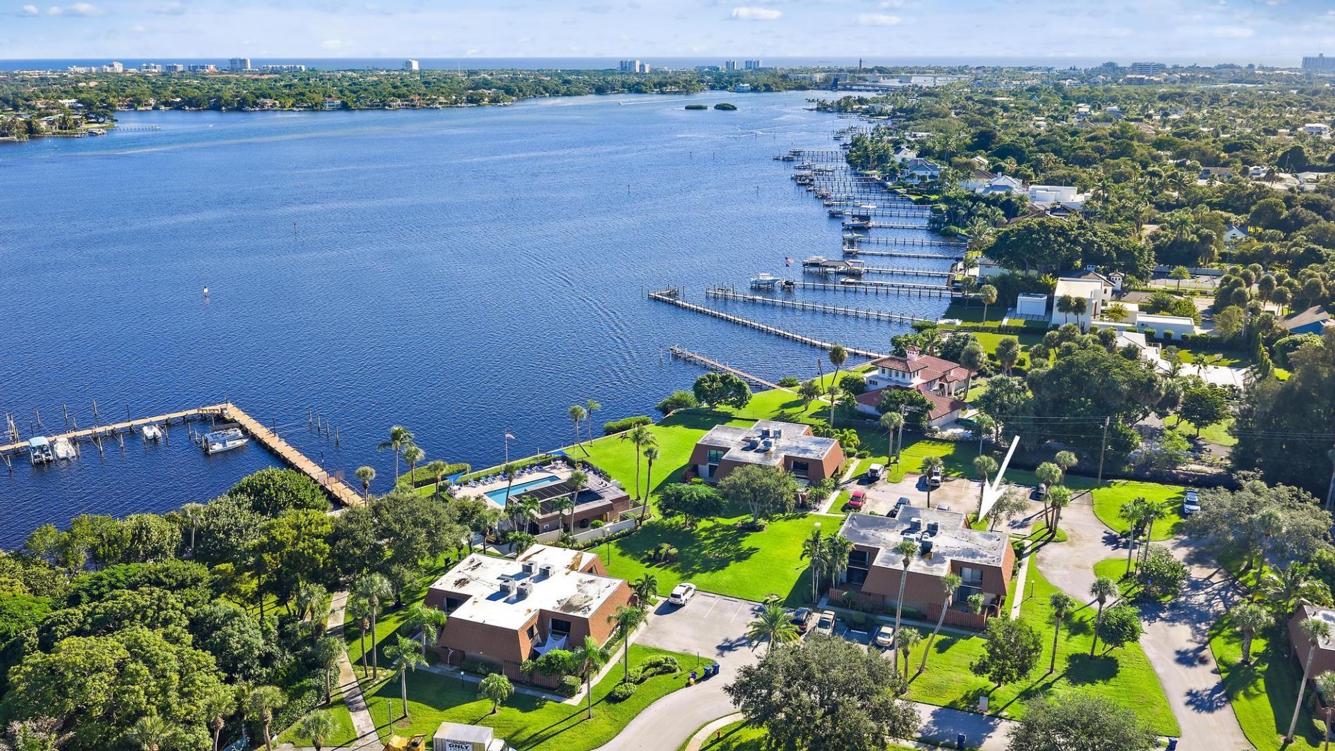 825 Center Street, Unit 20C, Jupiter, FL 33458 Photo