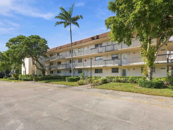 7400 NW 17TH Street, Unit 202, Plantation, FL 33313