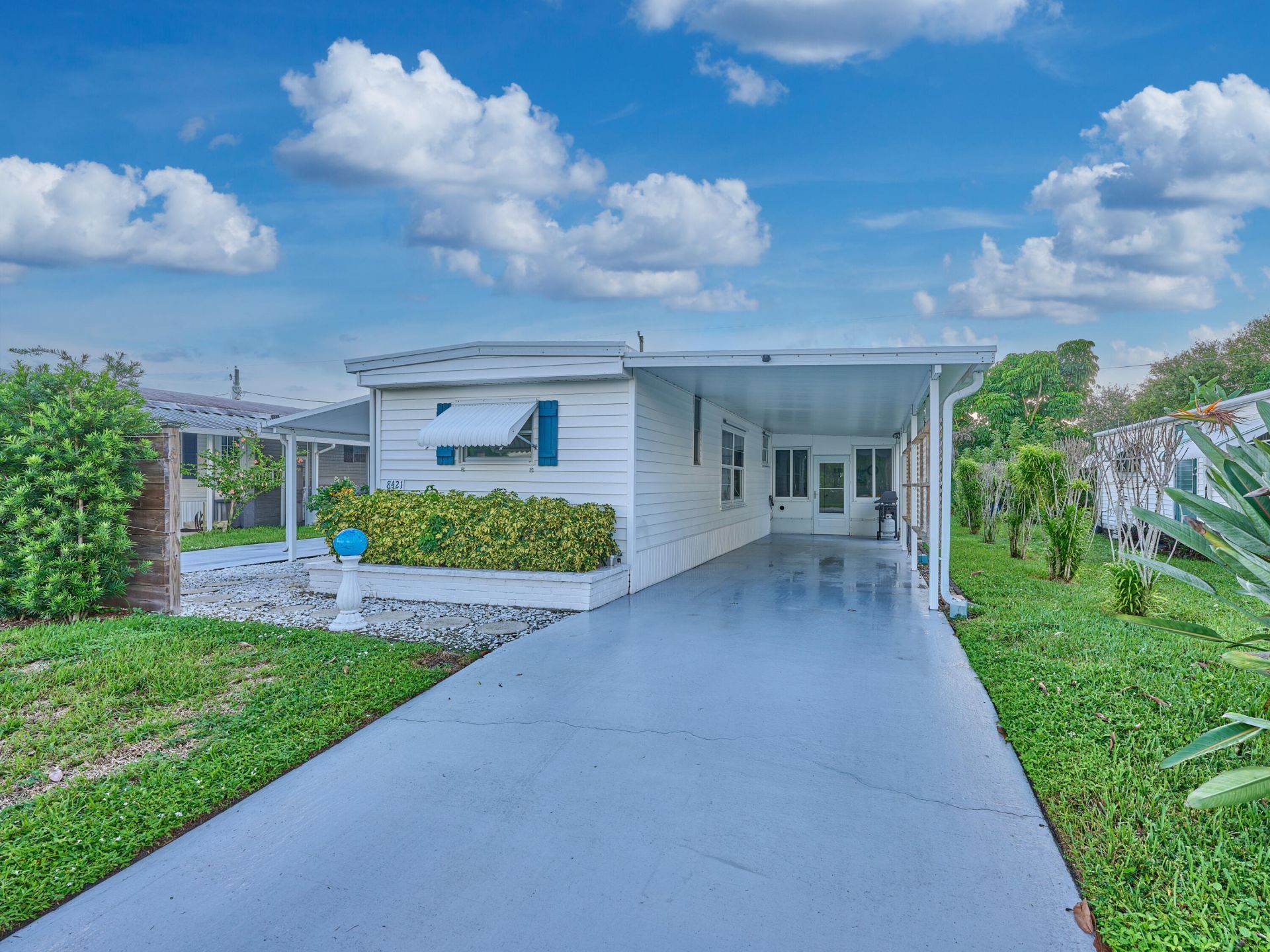 8421 SE Skylark Avenue, Hobe Sound, FL 33455 Photo