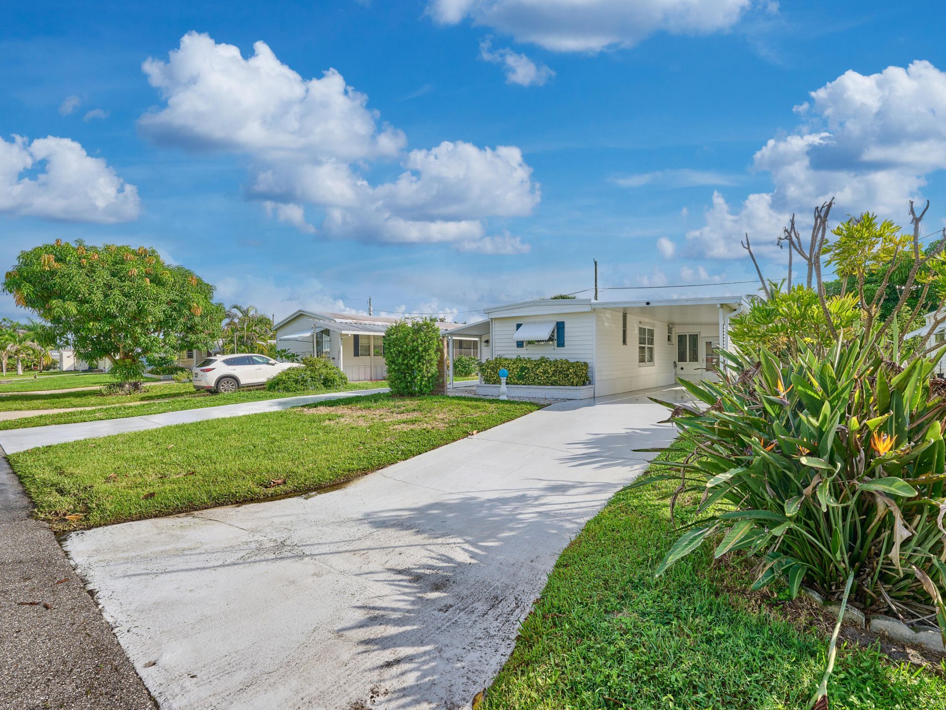 8421 SE Skylark Avenue, Hobe Sound, FL 33455 Photo