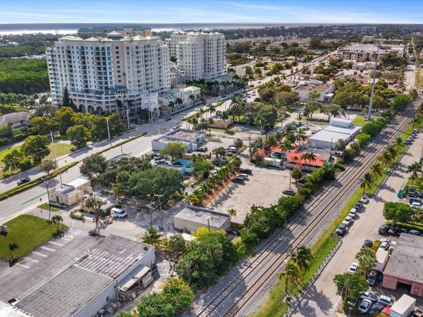 511 NE 4TH Street, Boynton Beach, FL 33435
