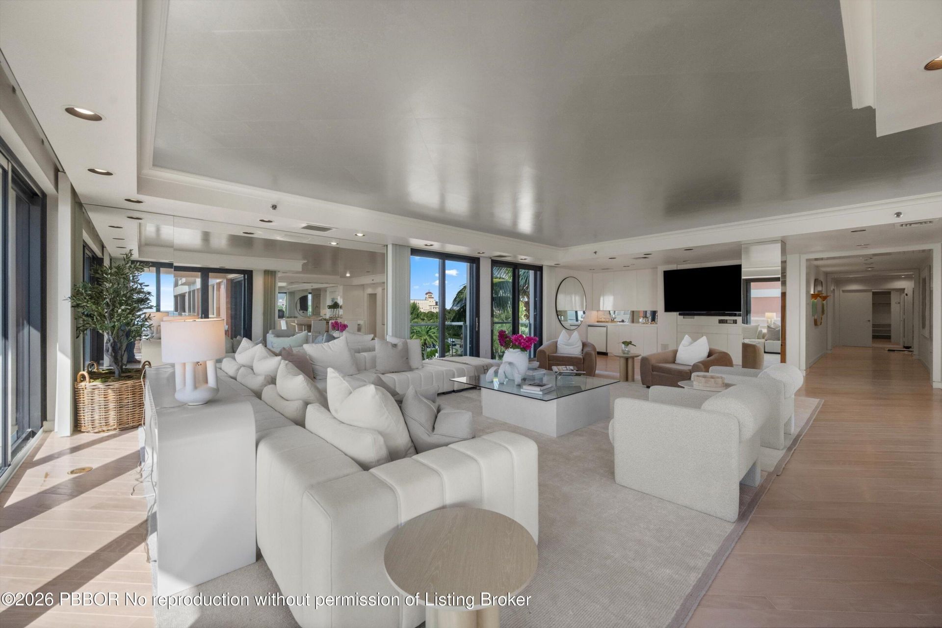 2 N Breakers Row, Unit N45, Palm Beach, FL 33480 Photo