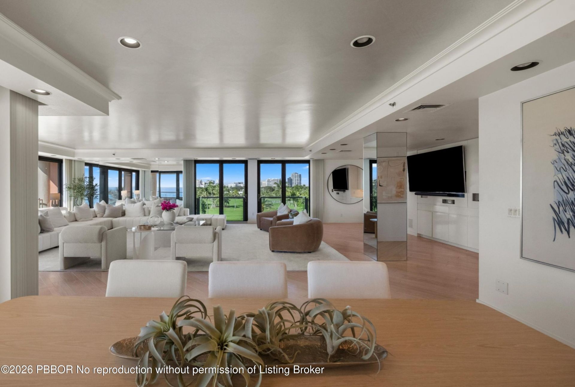2 N Breakers Row, Unit N45, Palm Beach, FL 33480 Photo