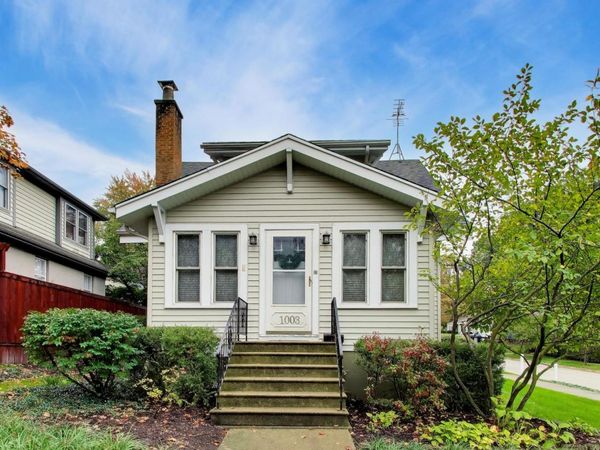 1003 Ash Street , St. Charles, IL 60174