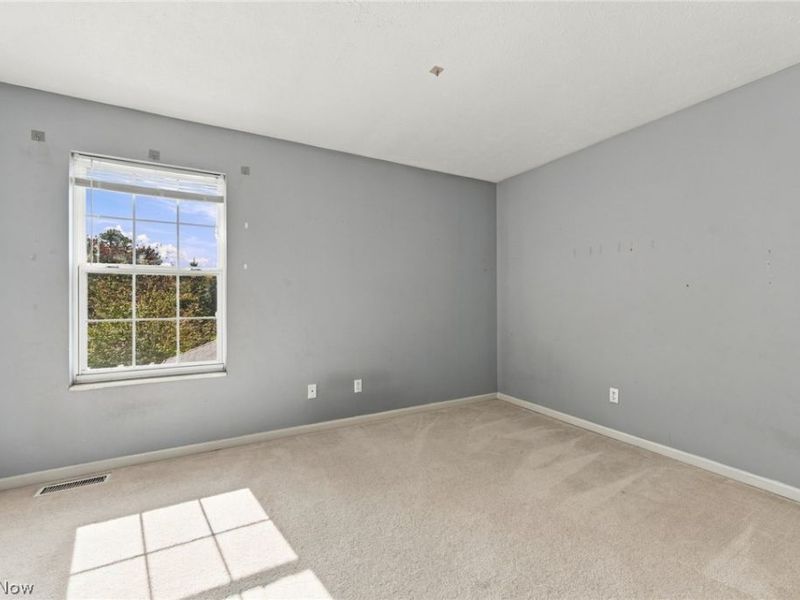 15528 Foxglove Lane, Middleburg Heights, OH 44130 Photo 14