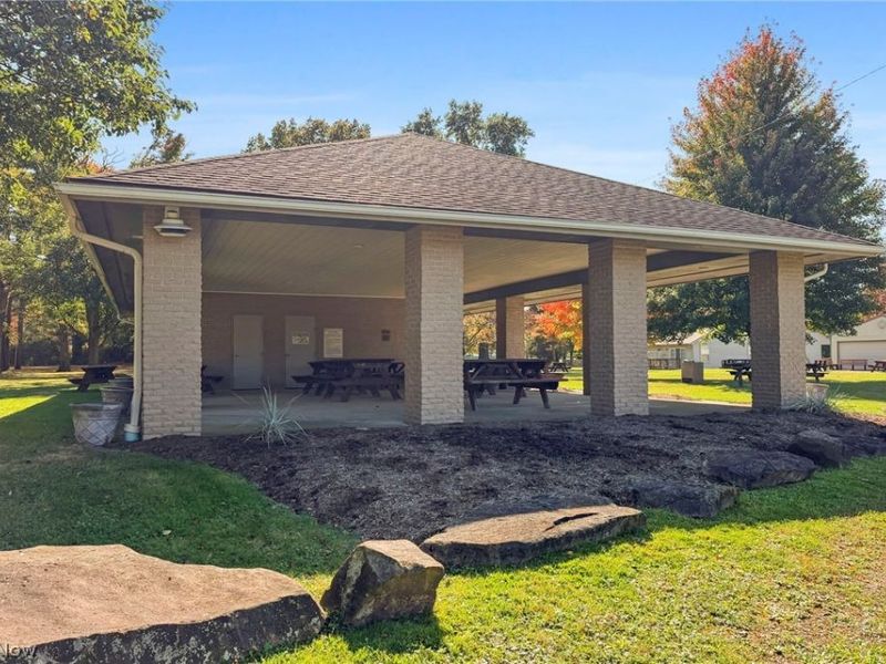 15528 Foxglove Lane, Middleburg Heights, OH 44130 Photo 22