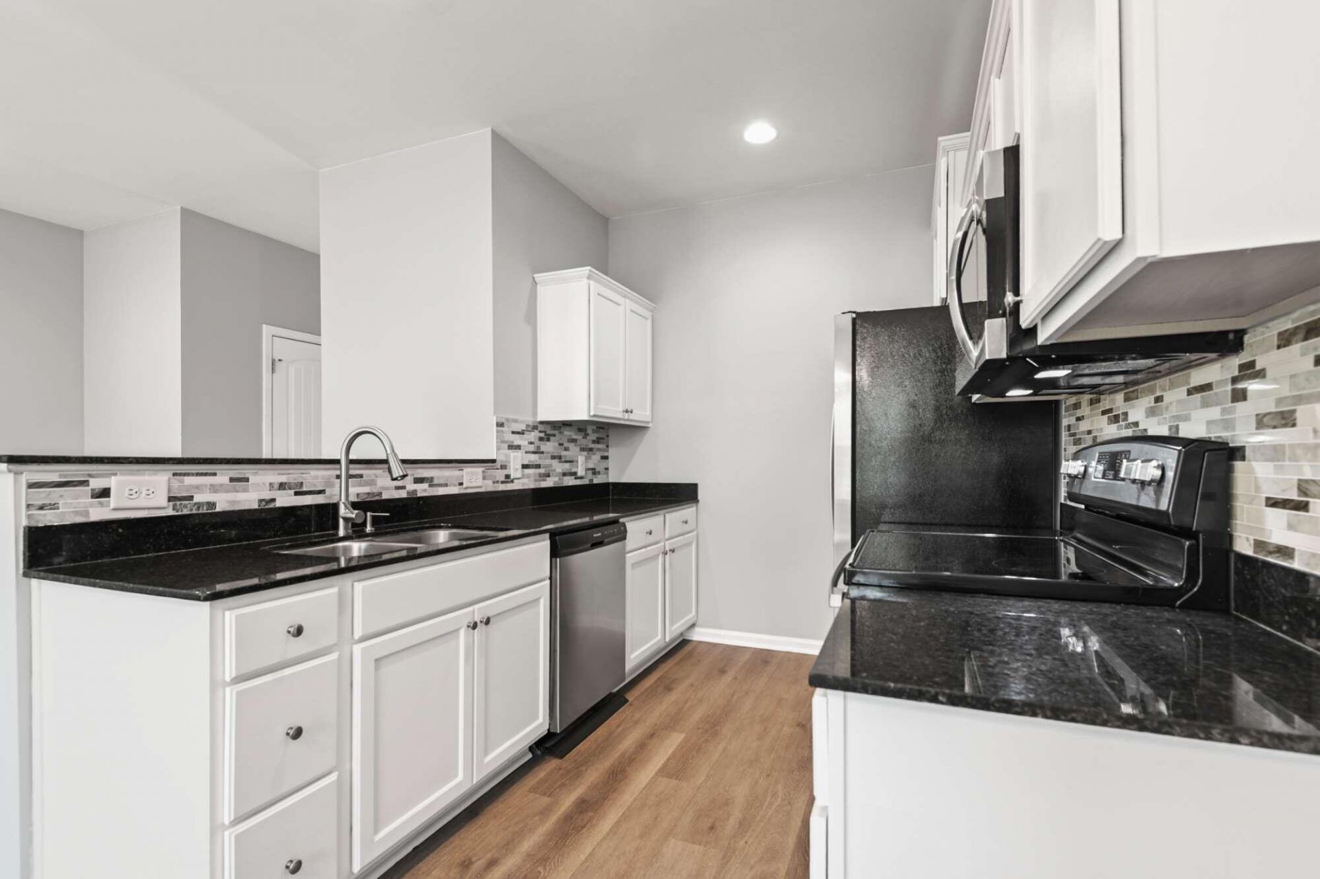 526 Truman Drive Photo 12