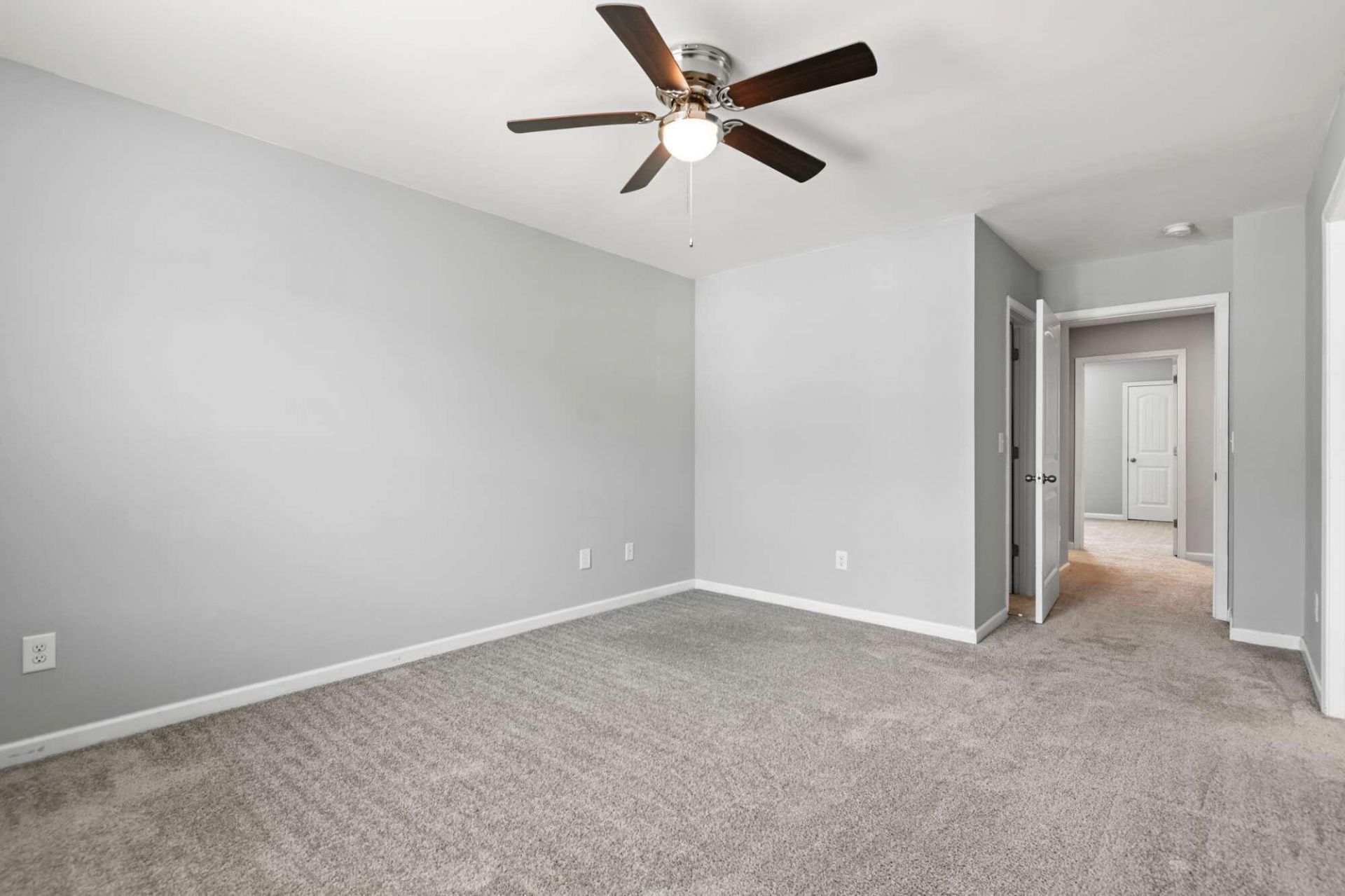 526 Truman Drive Photo 17