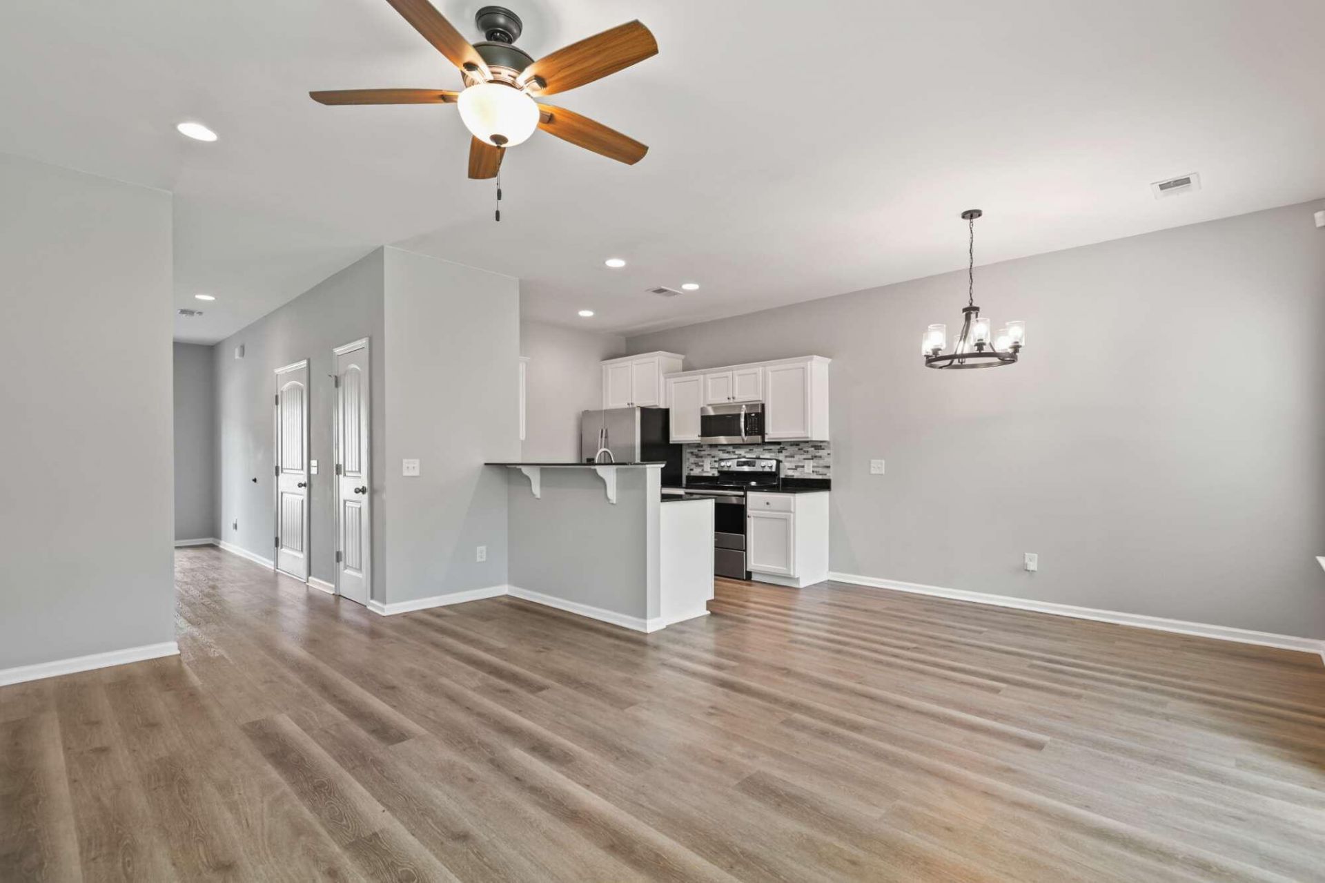 526 Truman Drive Photo 6