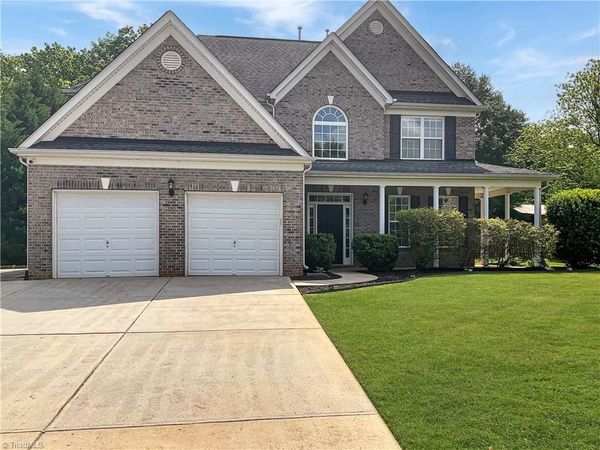 107 Autumn Frost Avenue , Statesville, NC 28677