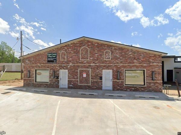 211 E Cleveland Avenue, Guthrie, OK 73044