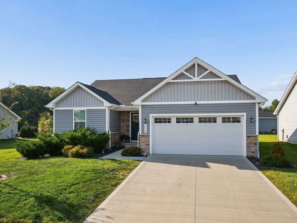 1510 Augustine Drive , Marysville, OH 43040
