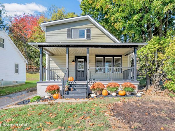 69 W Mt. Airy Road, Shavertown, PA 18708