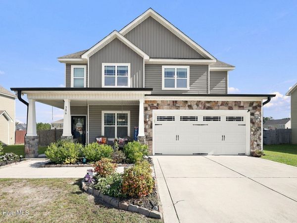306 Catamaran Road , Swansboro, NC 28584