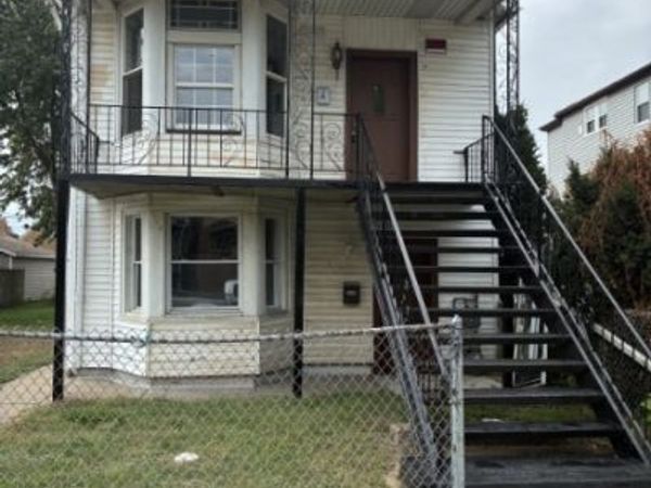10636 S Avenue M, Chicago, IL 60617